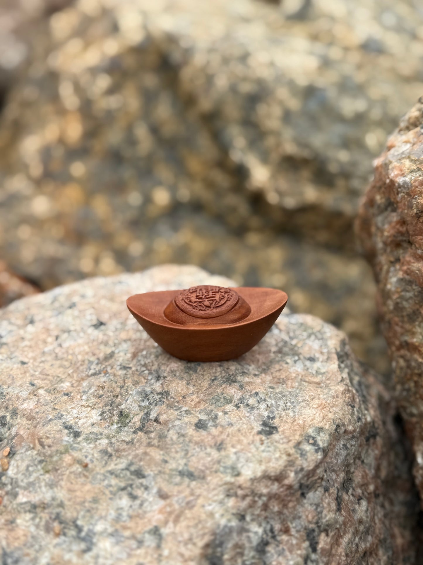 Lightning struck jujube wood Meditation gold ingot - Fengshui Wooden Ornament