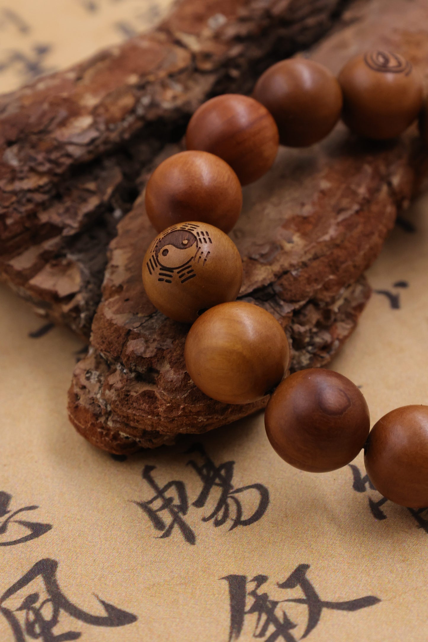 Lightingstruck Jujube Wood tai chi Yin and Yang Bracelet Meditation Bead